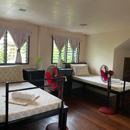 Happy Camper Hostel كورون المظهر الخارجي الصورة
