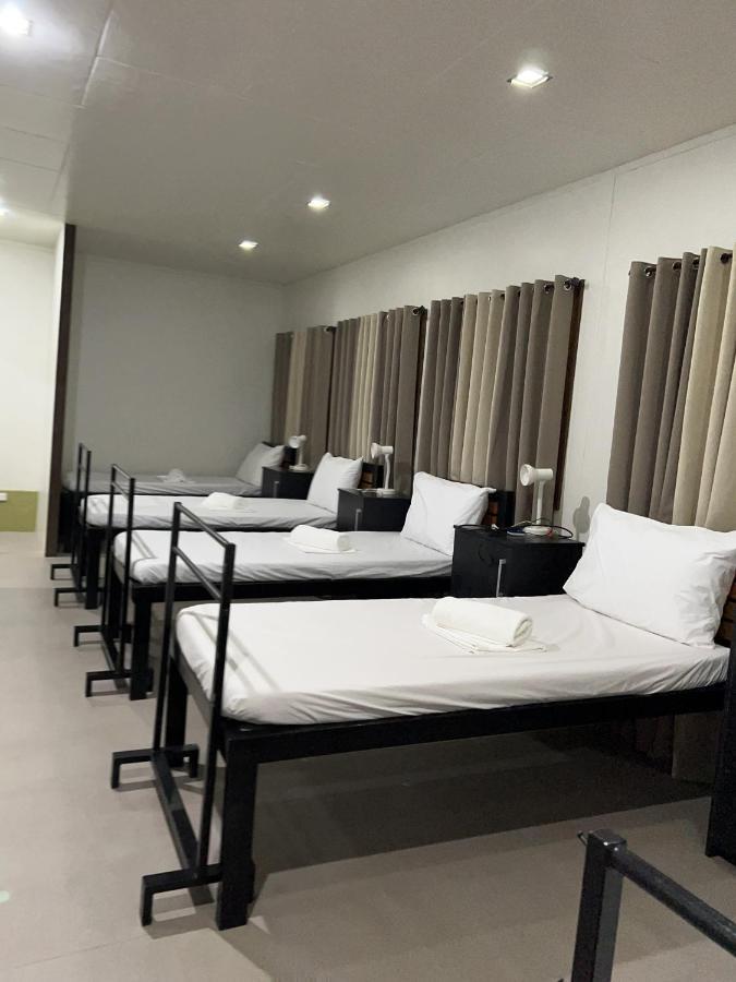 Happy Camper Hostel كورون المظهر الخارجي الصورة