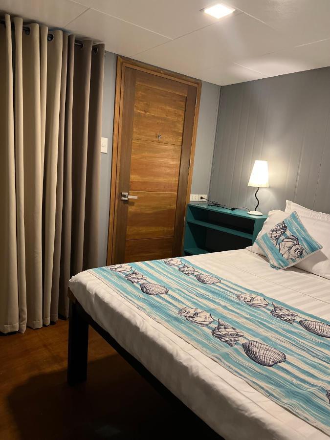 Happy Camper Hostel كورون المظهر الخارجي الصورة